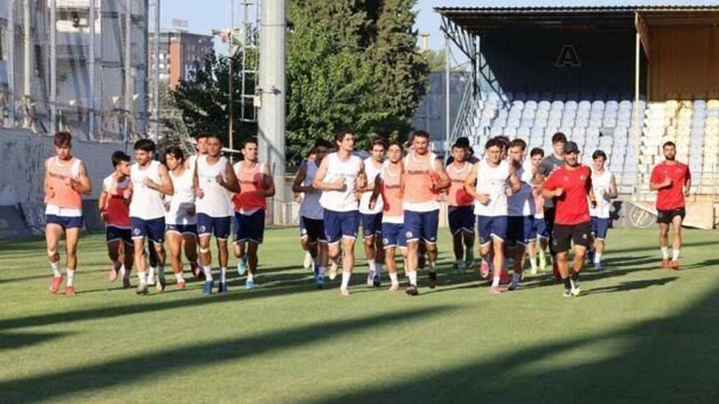 Menemen FK’da devir hareketliliği: Ahmet Çoruhlu yeniden masada